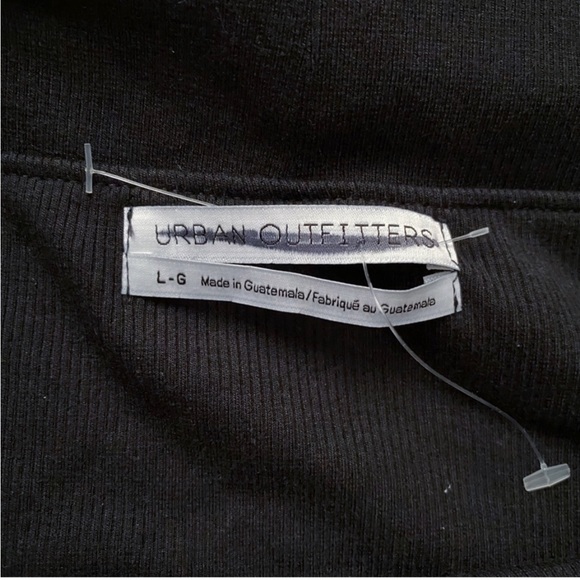 Urban Outfitters NWOT Black Bardot Crop Top - Picture 8 of 11